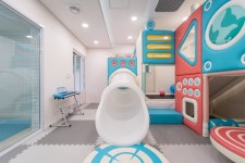 투어앤스파 가평 꼬모키즈풀빌라 투어앤스파