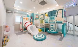 투어앤스파 가평 꼬모키즈풀빌라 투어앤스파