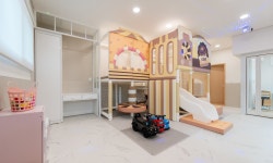 투어앤스파 가평 꼬모키즈풀빌라 투어앤스파