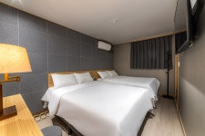 어바웃스테이 서울역 - 트리플 숙소