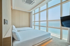 부산 - UH 스위트 더 해운대 후기, 가격, 위치 - 예약 부산 - UH 스위트 더 해운대      후기, 가격, 위치 - 예약