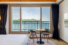 거제 노을 담은 해안 - 트리플 숙소