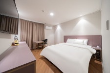 이천 하운드 이천터미널 - 트리플 숙소