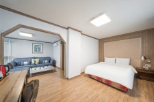 창원 중앙동 호텔 올림픽 - 트리플 숙소