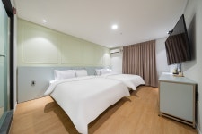 이천 하운드 이천터미널 - 트리플 숙소