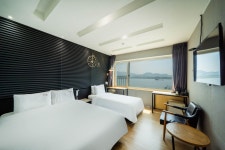 부산 명지 오션뷰 JK 호텔 - 트리플 숙소