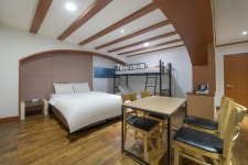 수원 - 수원(인계동) TATE V 후기, 가격, 위치 - 예약