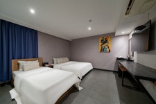 수원(인계동) 자니비 - 트리플 숙소