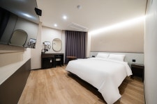 동대문 관광호텔 (Tourist Hotel) - 트리플 숙소