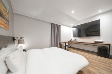 수원(인계동) 자니비 - 트리플 숙소