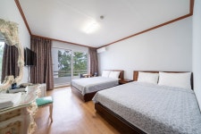 강릉 경포대 강릉모텔 - 트리플 숙소