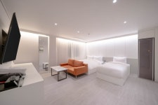 김해 - 김해 부원동 넘버25 김해시청점 후기, 가격, 위치 - 예약