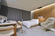 통영 하운드호텔 통영죽림점 - 트리플 숙소