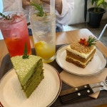 송리단길 감성카페 . 📍 서울 송파구 백제고분로43길 2. 트립닷컴 서울 트립 가이드.