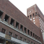 . 성벽에서 내려와서 항구를 따라서 천천. 트립닷컴 오슬로 트립 가이드.