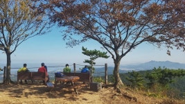 뽐뿌:등산포럼 - 태안의 진산 백화산 (찬조출연: 신두리 해변) 태안의 진산 백화산 (찬조출연: 신두리 해변)