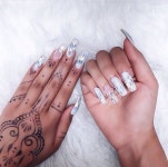 아름다운 네일 어썸드레스 | ProudWarrior님의 awesome, long nails, and ootd fashion style | We Heart It We ❤ It