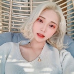 화이트블론드로 염색해야지 머리 딱 대