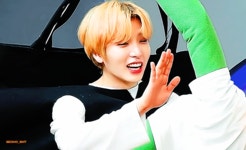 랩으로 입사한 메인보컬에 특기는 아크로바틱,,,이제는 작사작곡까지... 랩으로 입사한 메인보컬에 특기는 아크로바틱,,,이제는 작사작곡까지