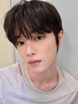 성찬이 진짜 예쁘게 생김 😱😱 - 인스티즈(instiz) 연예 카테고리 성찬이 진짜 예쁘게 생김 😱😱