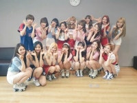 디씨에서 트와이스와 오마이걸 팬들이 친목질 하는 이유.jpg - 인스티즈(instiz) 이슈 카테고리 디씨에서 트와이스와 오마이걸 팬들이...