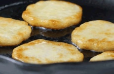 (주)올반푸드더에스티 | 올반치킨 한입 감자전 1Kg | (주)글로벌푸드시스템 - 예스24