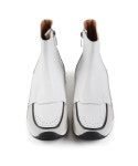 홍기영컴퍼니(hong kiyoung COMPANY) | 홍기영(HONG KIYOUNG) "Larmoire" WHITE - 239,000원 | 무신사 스토어 - 셀렉트숍 무신사 스토어 - 셀렉트숍