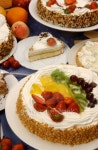 애즈잇이즈케이크(As it is cake) | assorted cakes 이미지 (92204791) - 게티이미지뱅크 assorted cakes