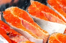 fresh fish pieces. Red fish. Selective focus.. 이미지 (101471192) - 게티이미지뱅크 fresh fish pieces. Red fish. Selective focus..