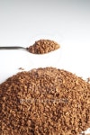 Decaffeinated coffee granules with spoon 이미지 (147282182) - 게티이미지뱅크 Decaffeinated coffee granules with spoon