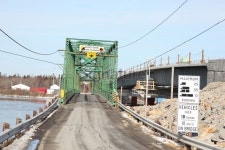 Bridge to be replaced 이미지 (477686069) - 게티이미지뱅크 Bridge to be replaced