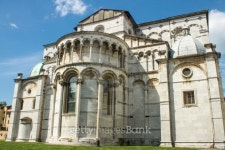 Back side of Lucca Cathedral 이미지 (491837157) - 게티이미지뱅크 Back side of Lucca Cathedral