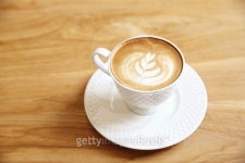 coffee on wood background 이미지 (493740320) - 게티이미지뱅크 coffee on wood background