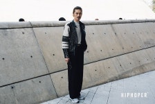 힙합퍼|거리의 시작 - Now, That's Street 2018FWSEOULFASHIONWEEKSTREETSNAP03THUMagazine힙합퍼|거리의시작NowThatsStreet