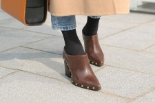 www.stylenanda.com 골드스톤 카우디 커팅힐
