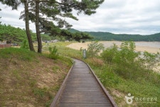 석갱이오토캠핑장 - 주변 여행 및 근처 관광 명소 - 국내 여행 정보와 관광 명소 정보