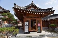 Hwangnamguan (주식회사 황남관) - Accommodation - Korea travel and tourism information