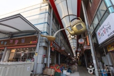 양양전통시장 (4, 9일) 쇼핑 정보와 주변 관광 명소 및 근처 맛집 여행 정보