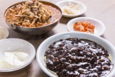 황해원 음식점 정보와 주변 관광 명소 및 근처 맛집 여행 정보
