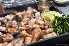 돈블랑 송파 석촌호수점 (주)신화푸드 | 돈블랑 석촌호수점 음식점 정보와 주변 관광 명소 및 근처 맛집 여행 정보