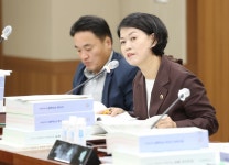 포토갤러리 > 포토갤러리 > 충청남도의회 이상근 의원