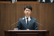 포토갤러리 > 포토갤러리 > 충청남도의회 이상근 의원