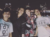 더쿠 - 유카타 입은 오구리슌 & 야마다유 부부와 무로쯔요시 그리고 카네코 노부아키.jpg