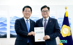 CTN - 확실하고 진실된 뉴스!-김영록 지사, 발빠르게 국회 찾아 전남도 시급 현안 건의 김영록 지사, 발...