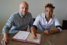 PIC) 마인츠 피에르 쿤데라 영입 완료 - 킥오프 PIC) 마인츠 피에르 쿤데라 영입 완료