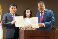 김종훈 민중당 대표, 뉴욕한인회 방문 - 미주중앙일보 김종훈 민중당 대표, 뉴욕한인회 방문