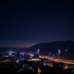 AI 이미지 생성기의 Skyline 프롬프트