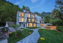 딥스테이253 | Lanjian Anji Wild Luxury Design Homestay (Deep Creek Canyon Drifting Store)(岚间·安吉野奢设计民宿(深溪峡谷漂流店)) 후기, 예약...