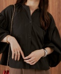 Shelly island(シェリーアイランド)の「ボリューム袖クロップドブラウス(シャツ/ブラウス)」 - WEAR