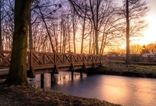 Free Images : tree, water, nature, sunrise, sunset, bridge, sunlight, morning, lake, view, dawn, river, dusk, evening, reflection...